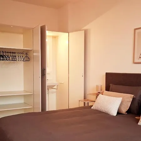 Appartement With Skyline View